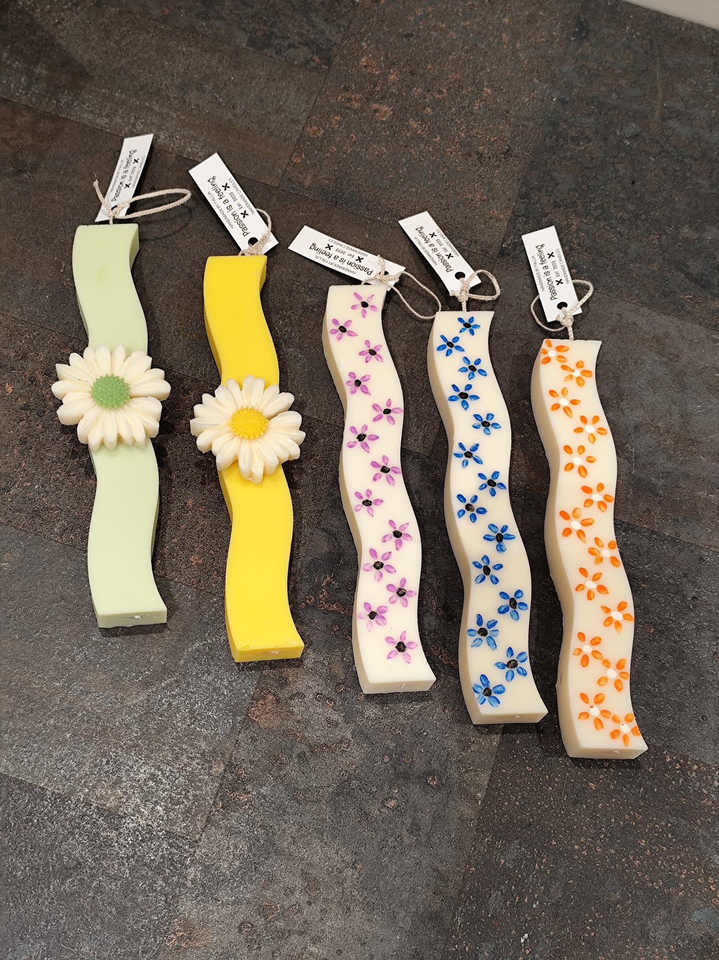 Λαμπάδα με μαργαρίτες